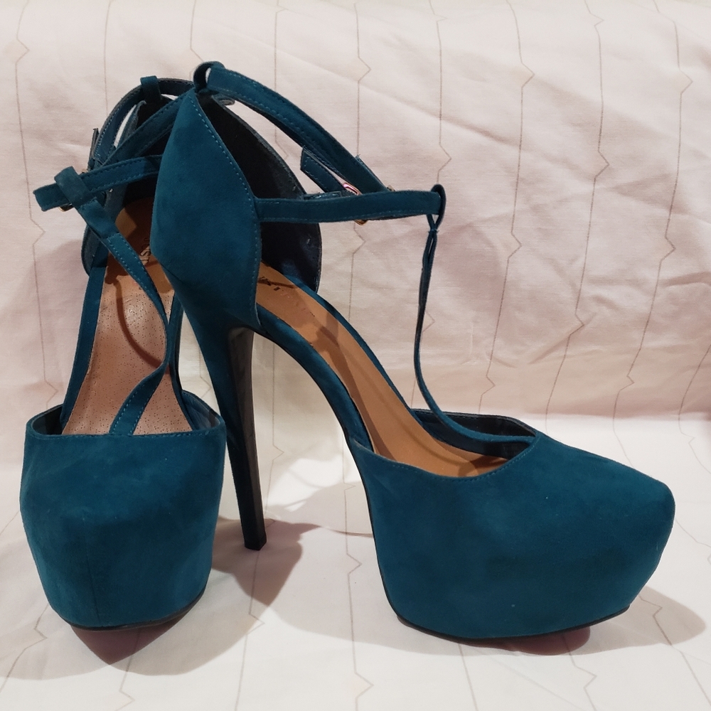 JustFab Teal Heels Sz 8 1/2